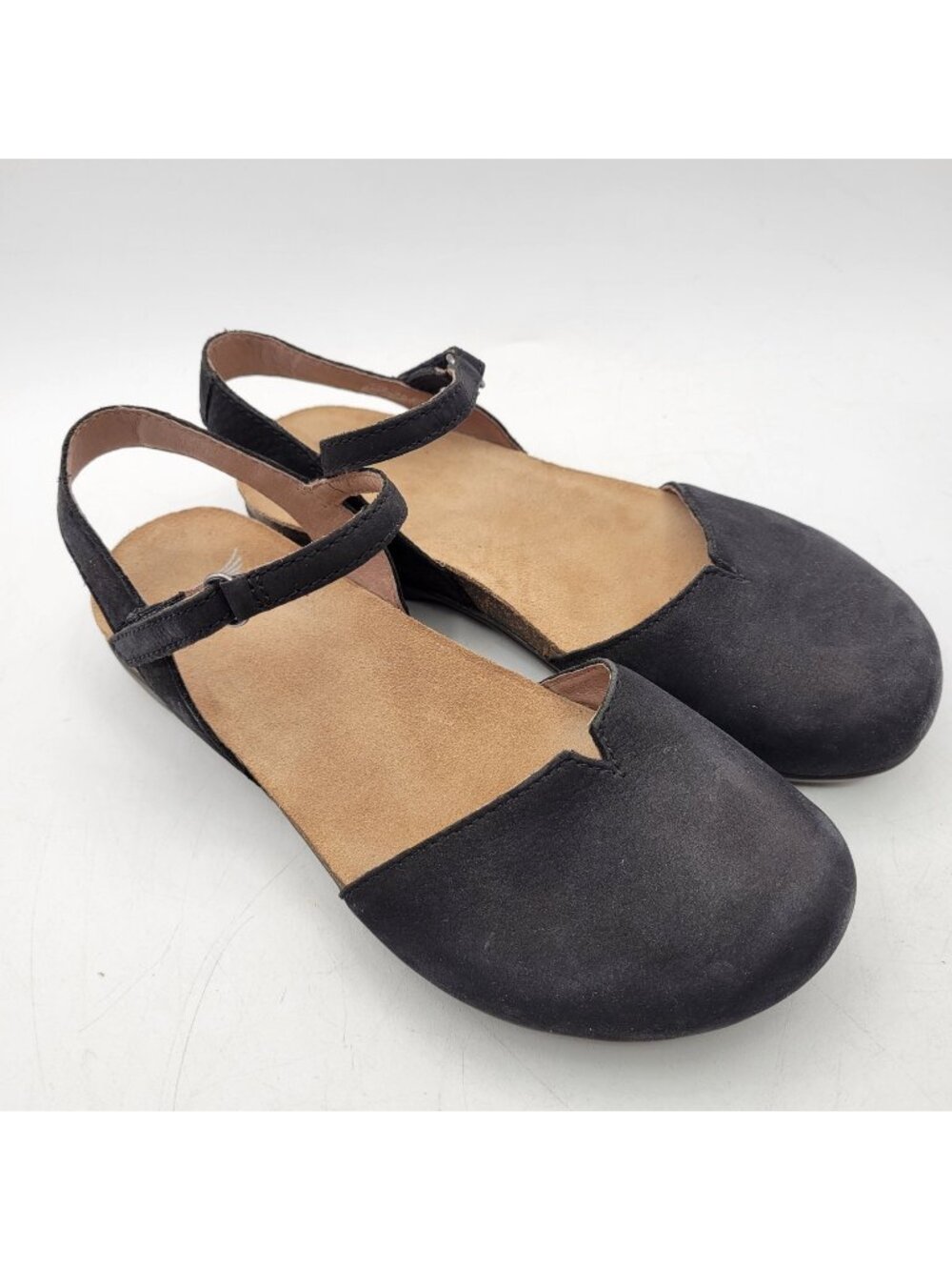 Dansko Rowan Sandals Closed Toe Black Milled Nubuck Leather Womens US 6 EU 36
